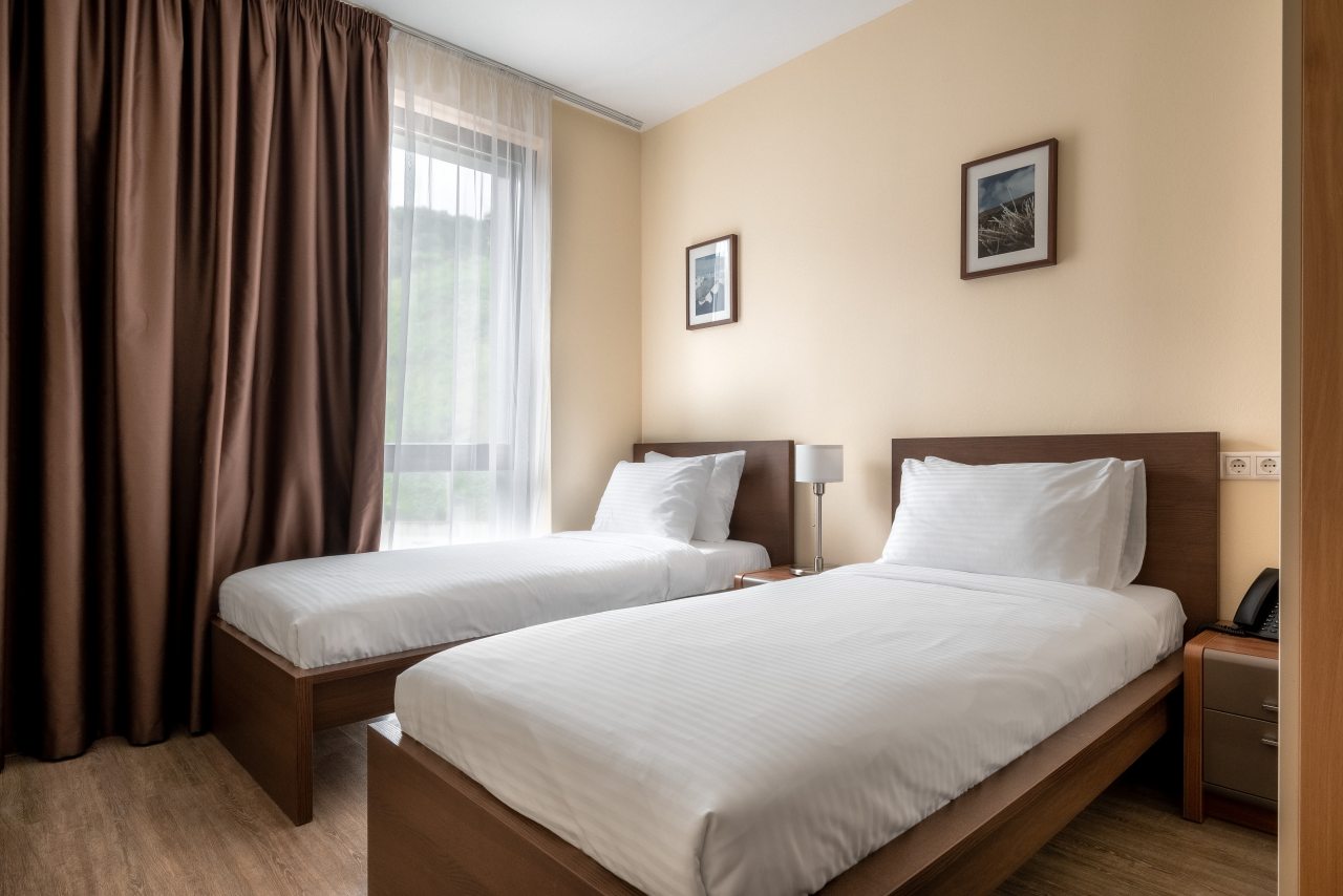 Двухместный (Классический двухместный номер с 2 отдельными кроватями) апарт-отеля SKYPARK, Эсто-Садок