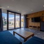 Таунхаус (С сауной и видом на горы), Апарт-отель SKYPARK