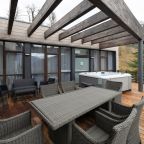 Вилла (С джакузи и видом на горы), Апарт-отель SKYPARK