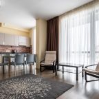 Апартаменты (Улучшенные с 2 спальнями (Две двуспальные)), Апарт-отель SKYPARK