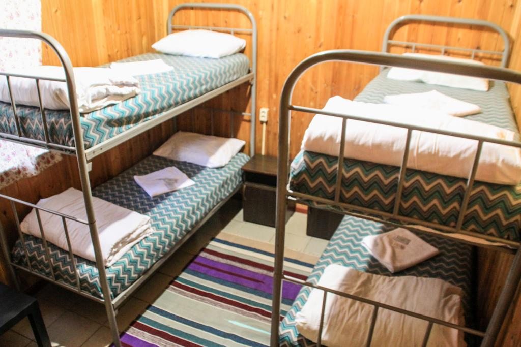 Номер (Спальное место на двухъярусной кровати в общем номере для мужчин) гостевого дома На Красной Поляне, Красная Поляна