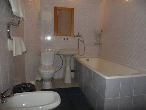 Ванная комната в гостинице Дружба, Пушкинские Горы. Гостиница Дружба
