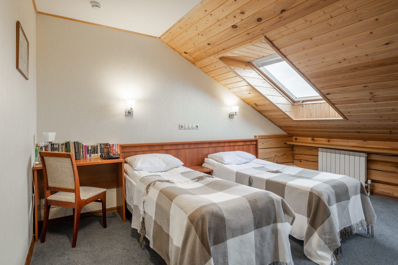 Двухместный (Стандарт на мансарде), Отель Арина Р.