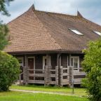 Апартаменты (Апартамент во флигеле), Отель Арина Р.