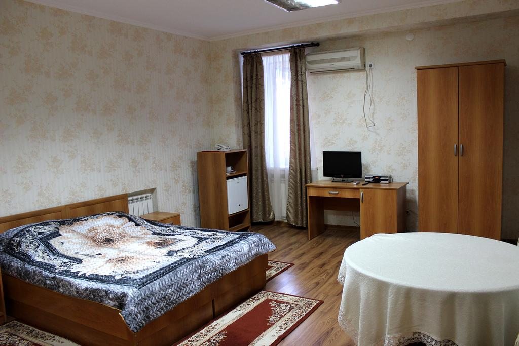 Двухместный (Бюджетный двухместный номер с 1 кроватью или 2 отдельными кроватями) гостевого дома Юбилейная, Тихорецк