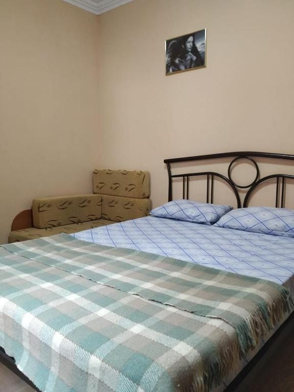 Двухместный (Двухместный номер Делюкс с 1 кроватью или 2 отдельными кроватями, вид на горы) гостевого дома Тихая Гавань, Головинка