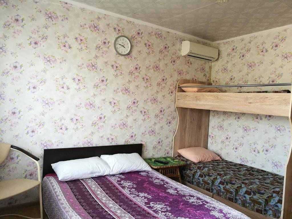 Номер (Бунгало с 1 спальней) гостевого дома на улице Ленина, Кучугуры