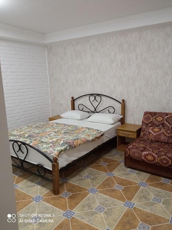 Одноместный (№ 101 Однокомнатный улучшенный с мини-кухней) гостиницы Садко, Кропоткин