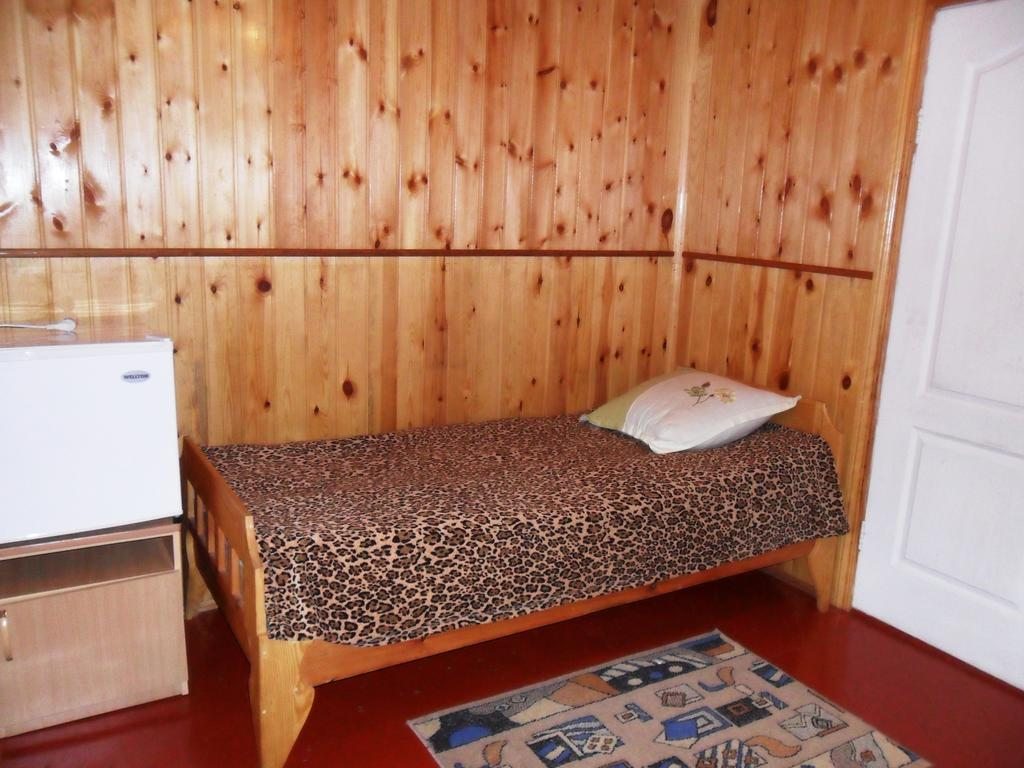 Двухместный (Небольшой двухместный номер с 2 отдельными кроватями) базы отдыха Ак-Туру, Ая