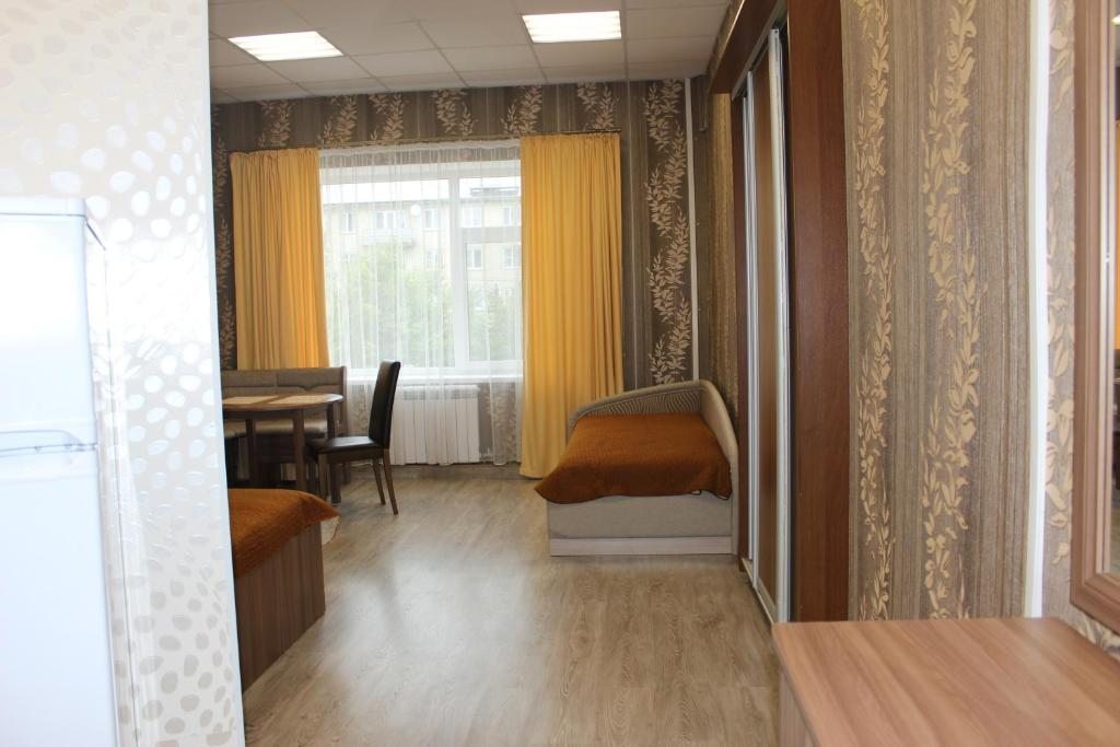 Двухместный (Большой двухместный номер с 1 кроватью) отеля 12 Месяцев, Печоры, Псковская область