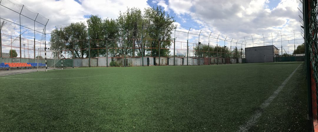 Футбольное поле, Гостиница Сафари