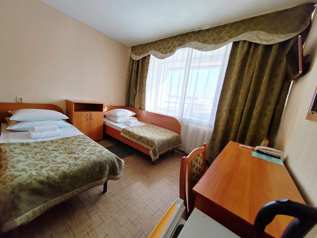 Двухместный (Twin (вторая категория)) гостиницы Академическая, Иркутск