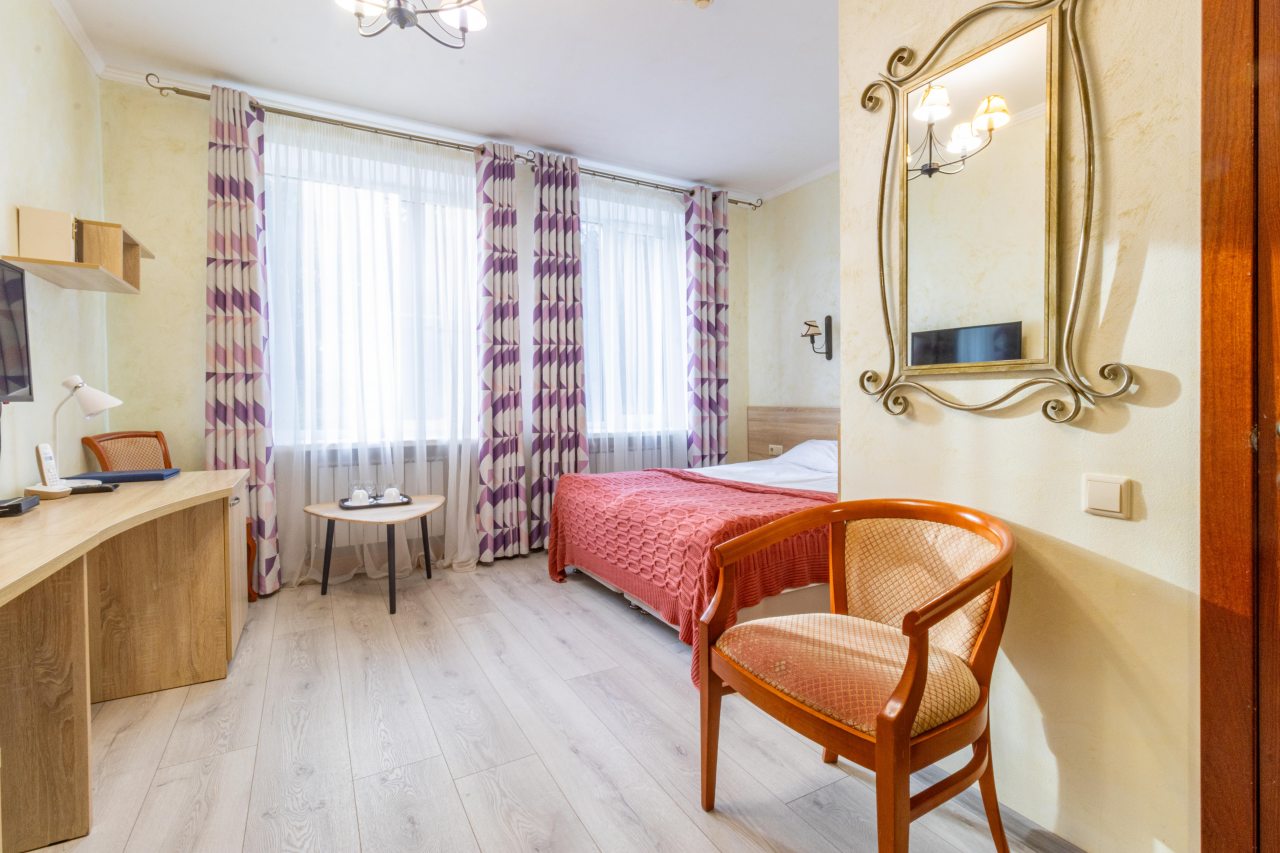 Двухместный (Евростандарт с двуспальной кроватью), Отель Серебряный век