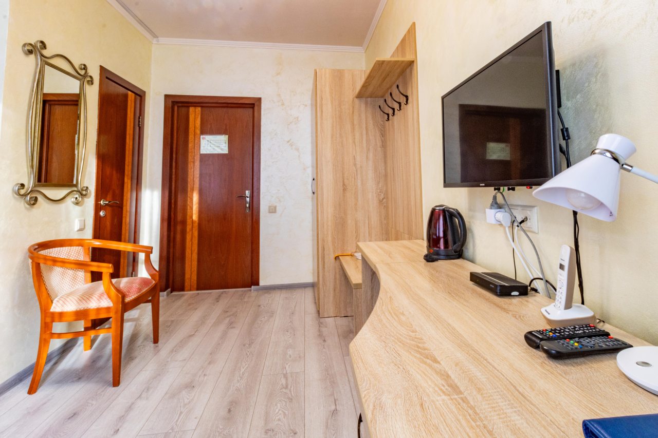 Двухместный (Евростандарт с двуспальной кроватью), Отель Серебряный век