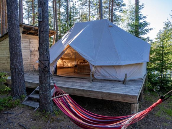 Фотография номера базы отдыха Шишки на Лампушке