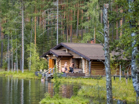 Загородный комплекс Шишки на Лампушке