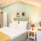 Люкс, Отель Столешников