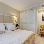 Сьюит (Сеньор), Гранд Отель Звезда