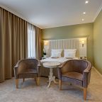 Сьюит (Бизнес), Гранд Отель Звезда