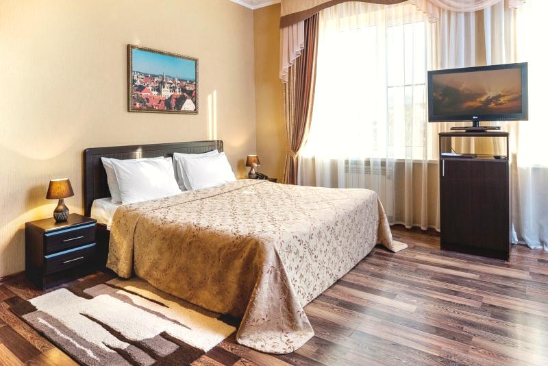 Двухместный (DBL стандарт с двуспальной кроватью) отеля Грац, Краснодар