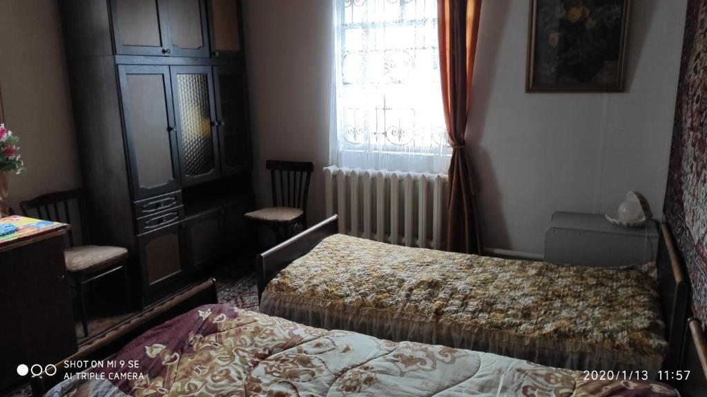 Двухместный (Просторный двухместный номер с 2 отдельными кроватями) гостевого дома У Алекса, Суздаль