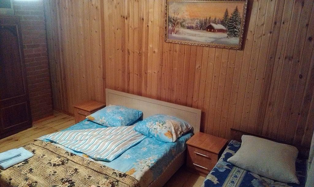 Трехместный (Трехместный номер с общей ванной комнатой) гостевого дома На Нетеке, Суздаль