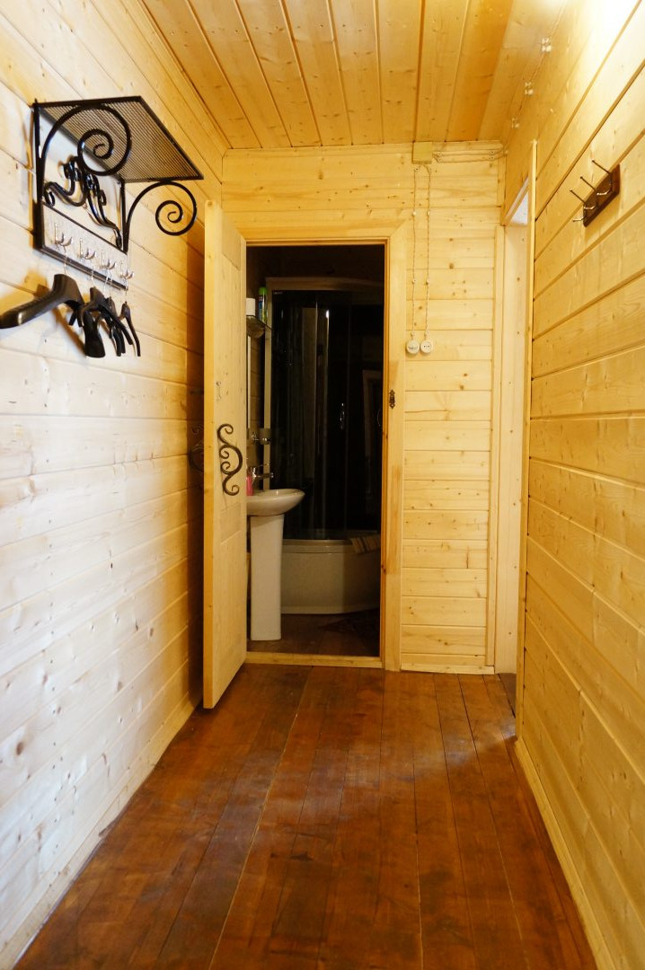 Двухместный (N15 Двухместный номер с 2 отдельными кроватями и душем) гостевого дома Литейщика Никуличева, Суздаль