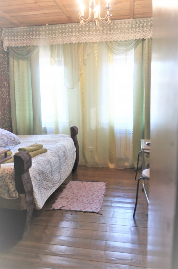 Двухместный (N2 Улучшенный двухместный номер с 1 кроватью) гостевого дома Литейщика Никуличева, Суздаль