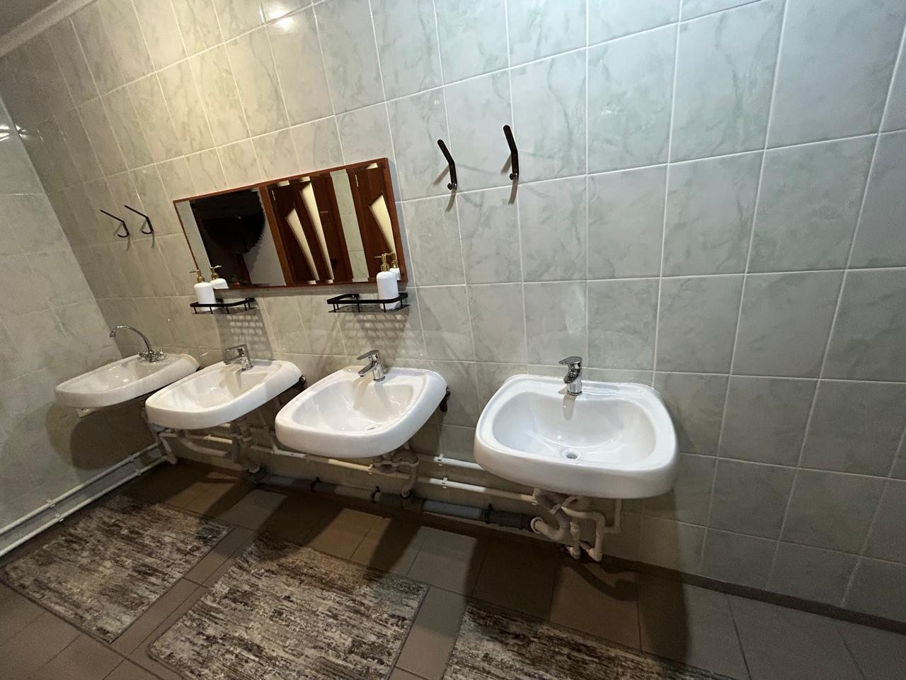 Семейный (На 5 человек), База отдыха Поместье Ампиала