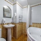 Студио (Студия АМАКС), АМАКС Парк-Отель