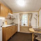 Полностью оборудованная кухня в номере