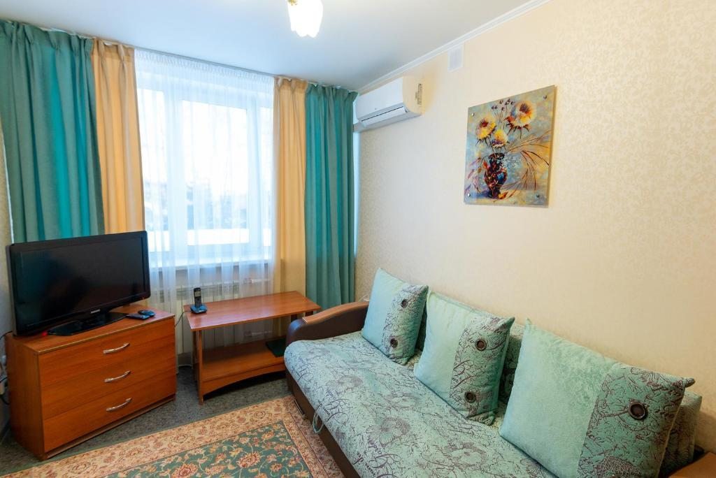 Сьюит (Люкс) гостиницы Аэропорт, Барнаул