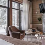 De Luxe (Плюс), Отель Охта Парк