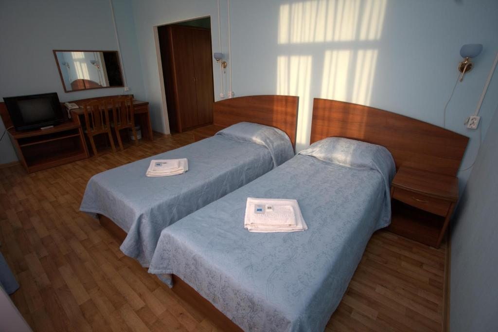 Двухместный (Двухместный номер «Комфорт» с 2 отдельными кроватями) гостиницы Сияние Севера, Вельск