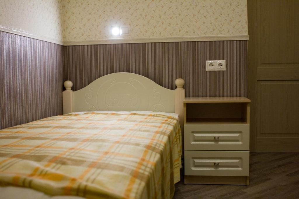 Четырехместный (Койко-место в 4-х местном номере) хостела Прованс, Барнаул