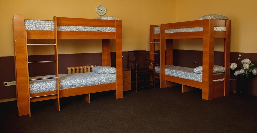 Номер (Кровать в общем четырехместном номере для женщин) хостела Бамбу, Владивосток