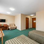 Номер категории Комфорт с двумя раздельными кроватями