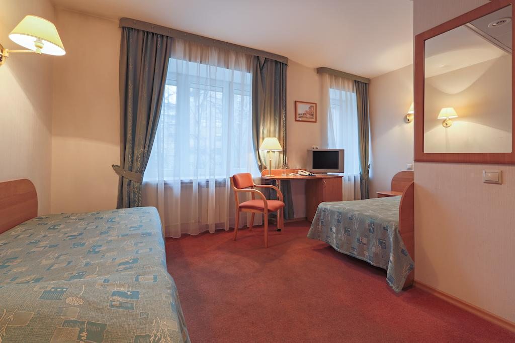 Двухместный (Стандартный двухместный номер с 2 отдельными кроватями) отеля Андерсен, Санкт-Петербург