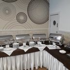 Завтрак «шведский стол» в отеле «Андерсен», Санкт-Петербург