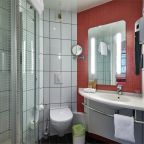 Двухместный (Стандартный номер - с двумя односпальными кроватями), Отель Ibis Красноярск центр