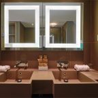 Двухместный (Номер Люкс - с двуспальной кроватью и диваном), Отель Novotel Красноярск центр