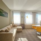 Двухместный (Номер Люкс - с двуспальной кроватью и диваном), Отель Novotel Красноярск центр