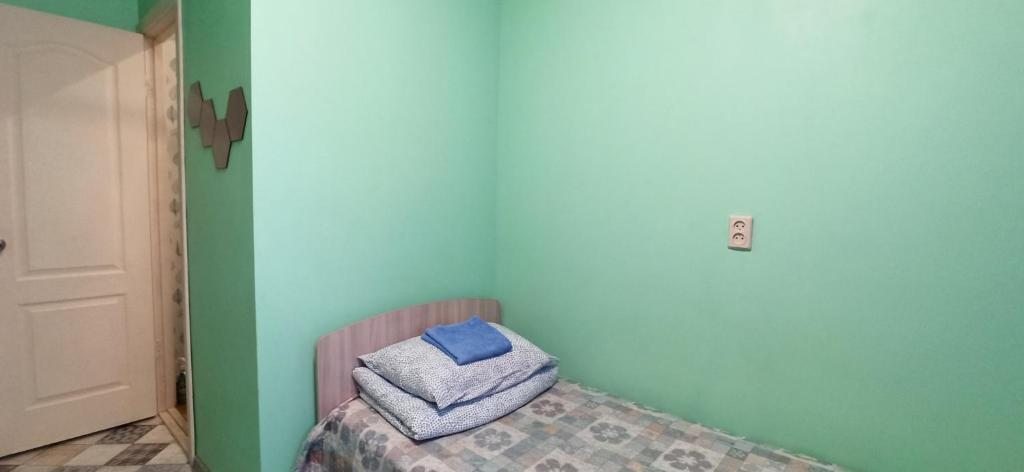 Одноместный (Одноместный номер с собственной ванной комнатой) гостевого дома Барракуда, Хабаровск