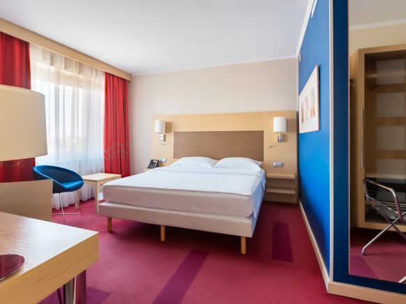 Фотография номера гостиницы Cosmos Saint-Petersburg Pulkovskaya Hotel