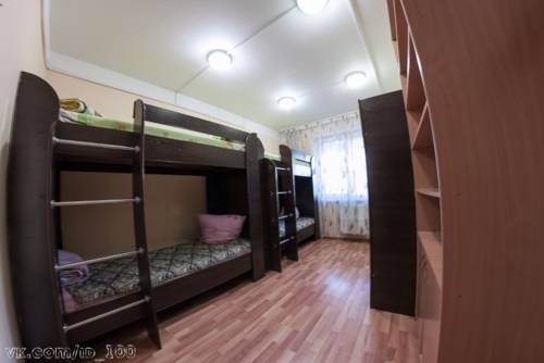 Номер (Спальное место на двухъярусной кровати в общем номере для женщин) хостела Арт, Красноярск