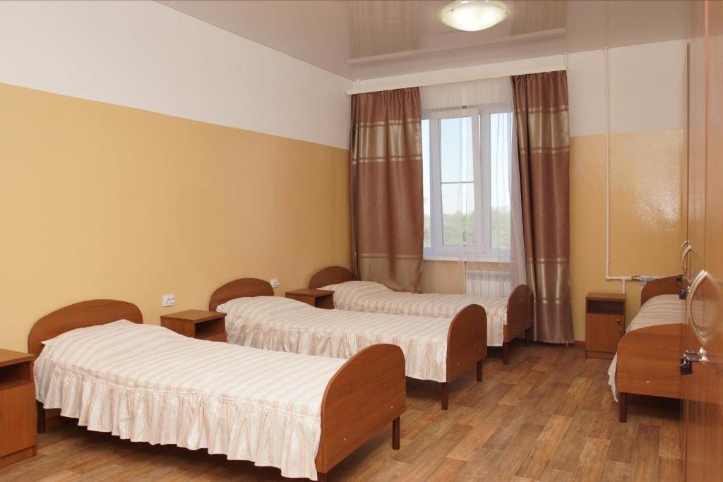Номер (Односпальная кровать в общем мужском номере) хостела на Костромской, Хабаровск