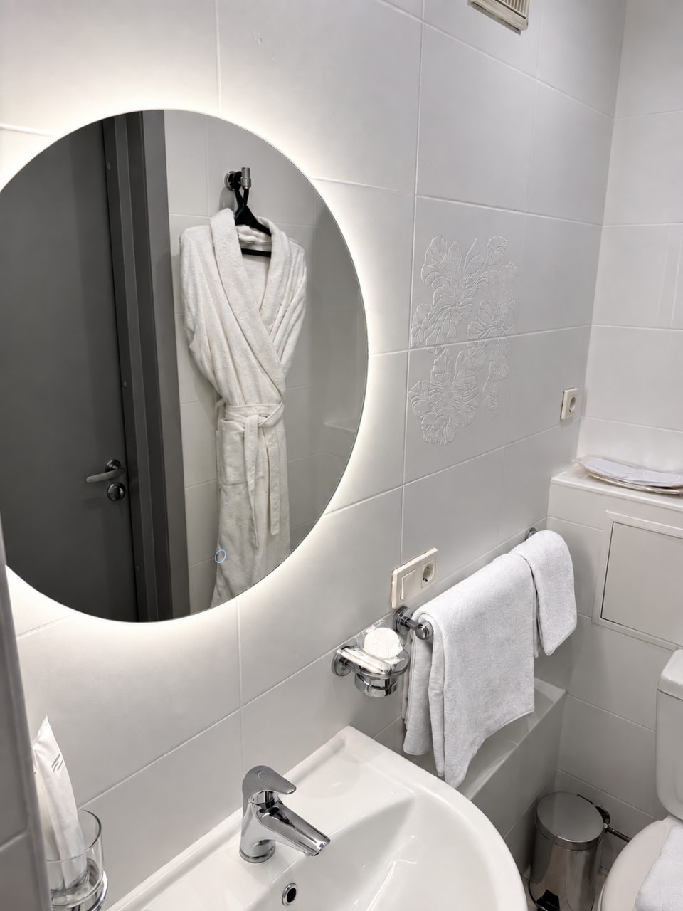 Двухместный (Стандарт улучшенный), Гостиница Suite hotel