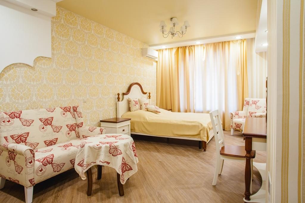 Двухместный (Двухместный номер с 1 кроватью и собственной ванной комнатой) мини-отеля London Eye, Иркутск