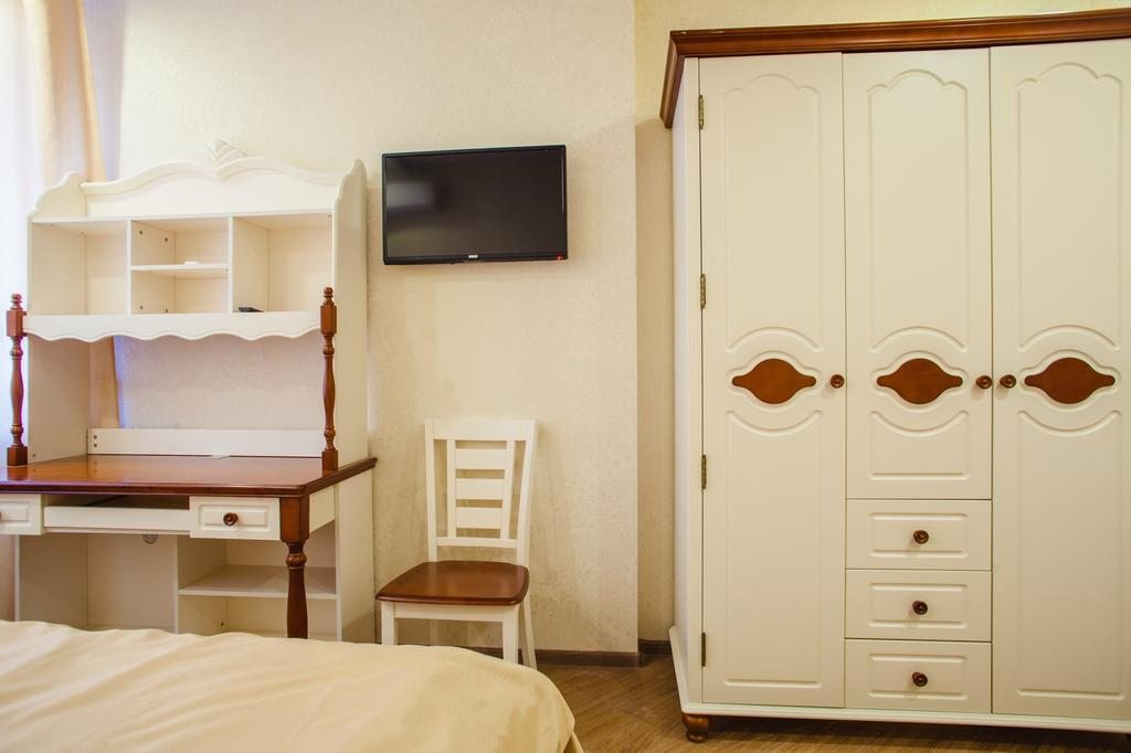 Двухместный (Двухместный номер с 1 кроватью и собственной ванной комнатой) мини-отеля London Eye, Иркутск