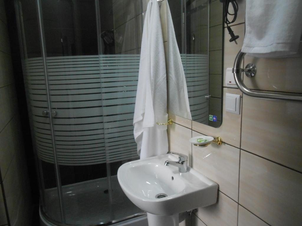 Двухместный (Стандартный двухместный номер с 1 кроватью) отеля Робинзон, Калининград